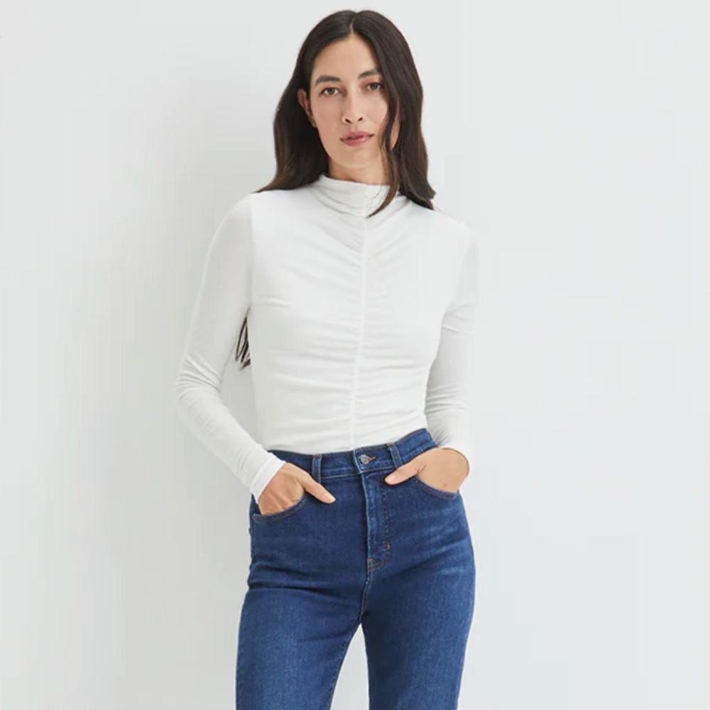Veronica Beard White Knit Turtleneck